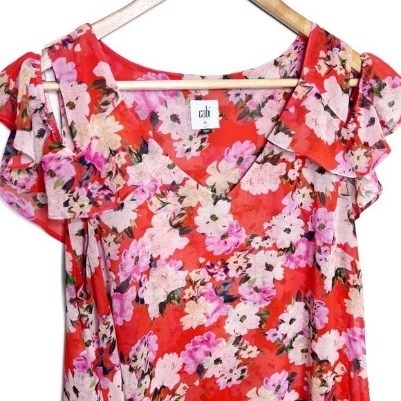 Cabi Red Floral Cold Shoulder Ruffle Sleeve Womens Top V-Neck Blouse 5352 Medium - Picture 3 of 8